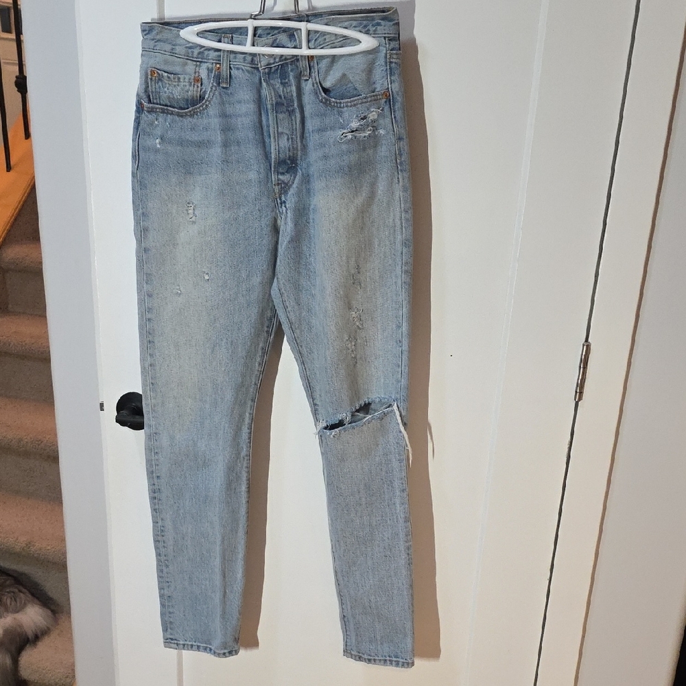 Levi's Distressed Light Blue Jeans Size 29